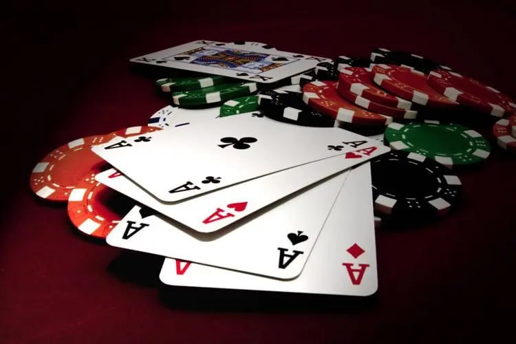 Pengguna mobile membaca jadwal snooker